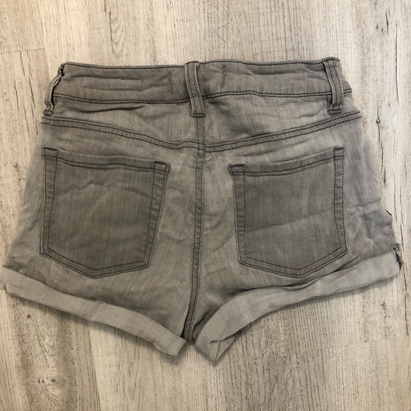 PacSun super stretch shortie jean short - Picture 2 of 4